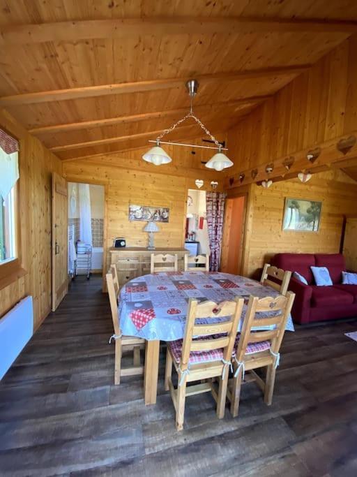 Le Chalet Des Coeurs ル・トリー エクステリア 写真